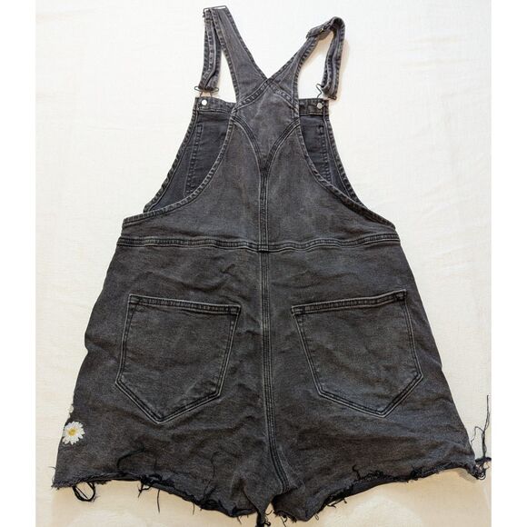 Driftwood Floral Embroidered Denim Shortalls Cutoff Black Women’s M - Picture 2 of 5